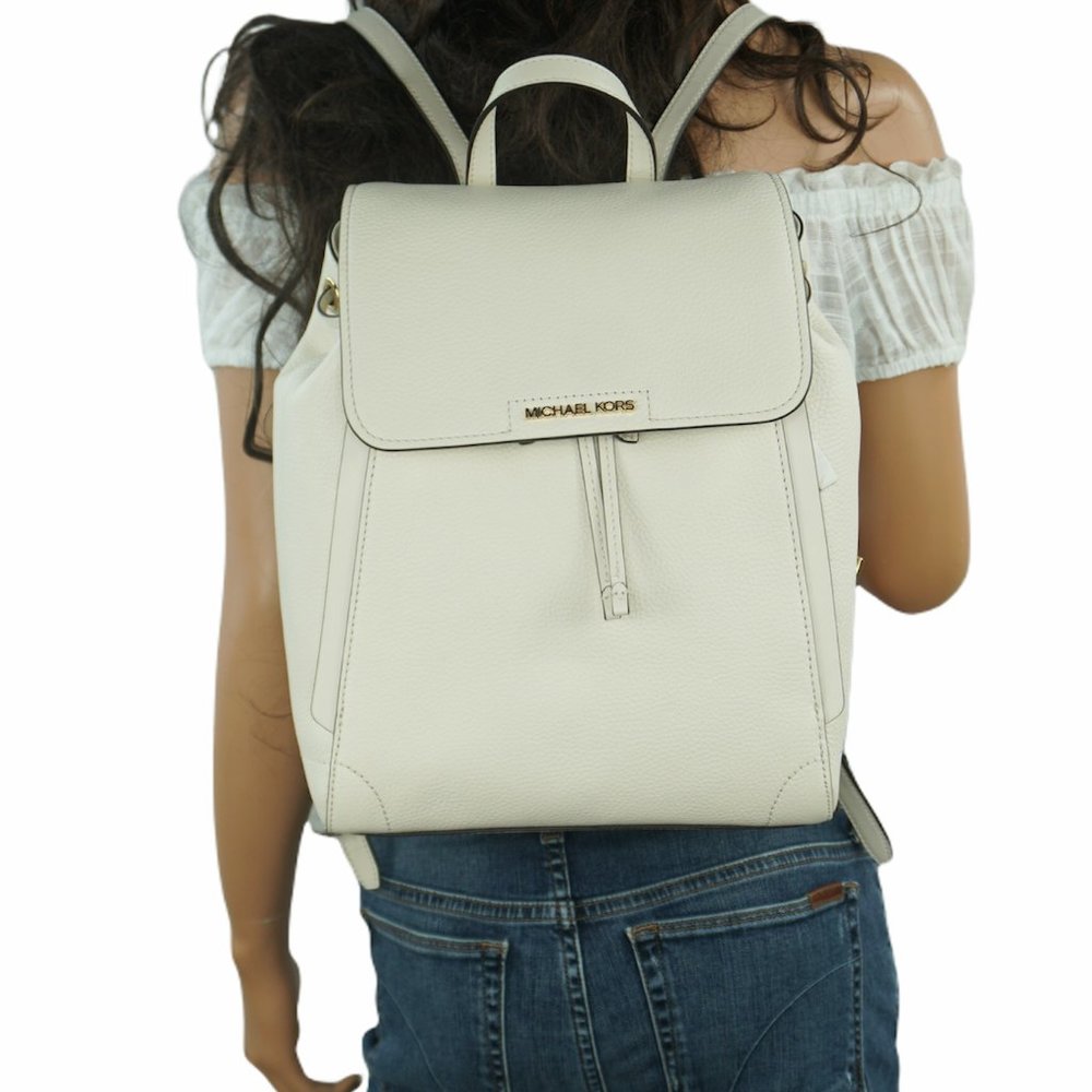 Michael Kors Ginger Medium Drawstring Backpack Pebbled Leather Light Cream - Picture 1 of 11